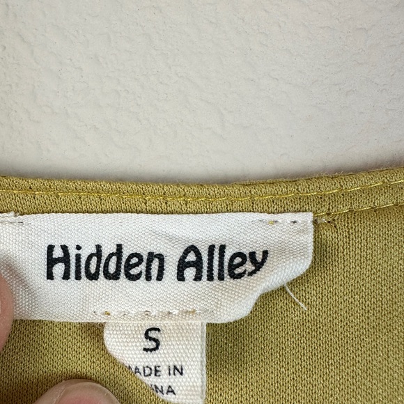 Roolee Olive Green Midi Dress - Picture 3 of 8